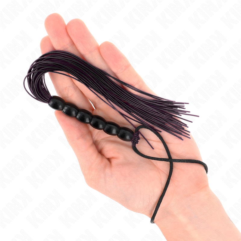 Martinet BDSM Silicone 6 Lanières Souple 26 cm - Kink Impact & Touch